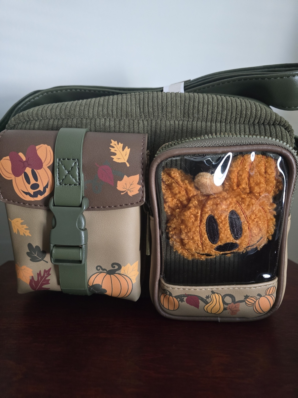 Her Universe Disney Halloween Pumpkin Plush Shoulder Bag